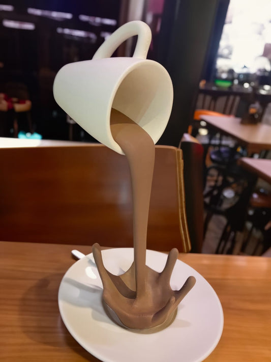 ☕ Taza Gravity – Una ilusión óptica que despierta sonrisas